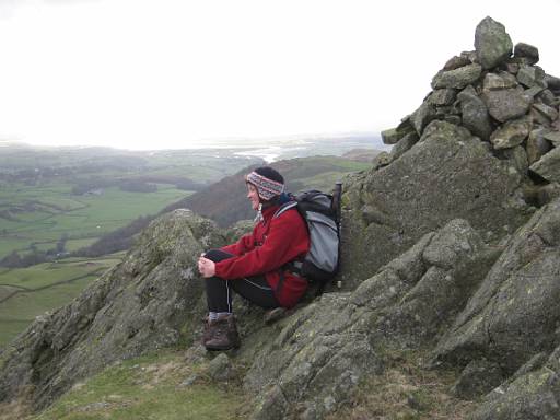 13_22-2.jpg - Looking towards the sea from Great Stickle